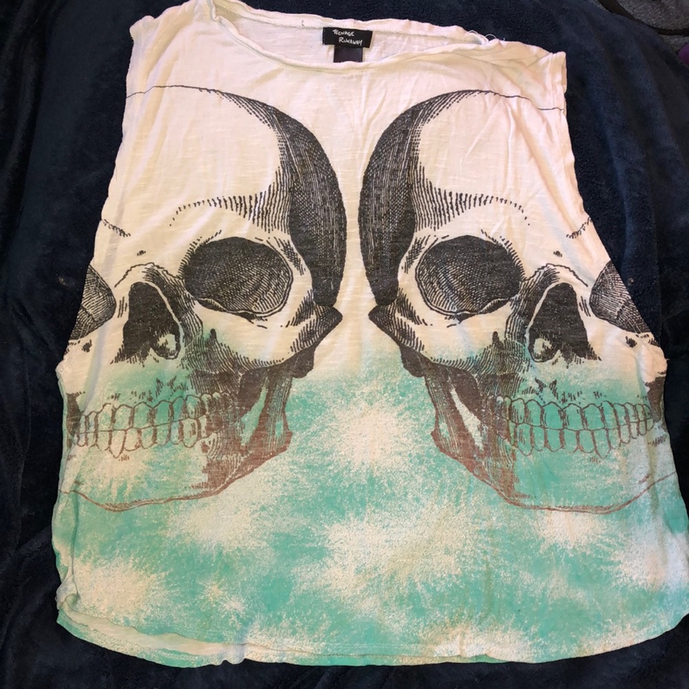 Cool skull tank